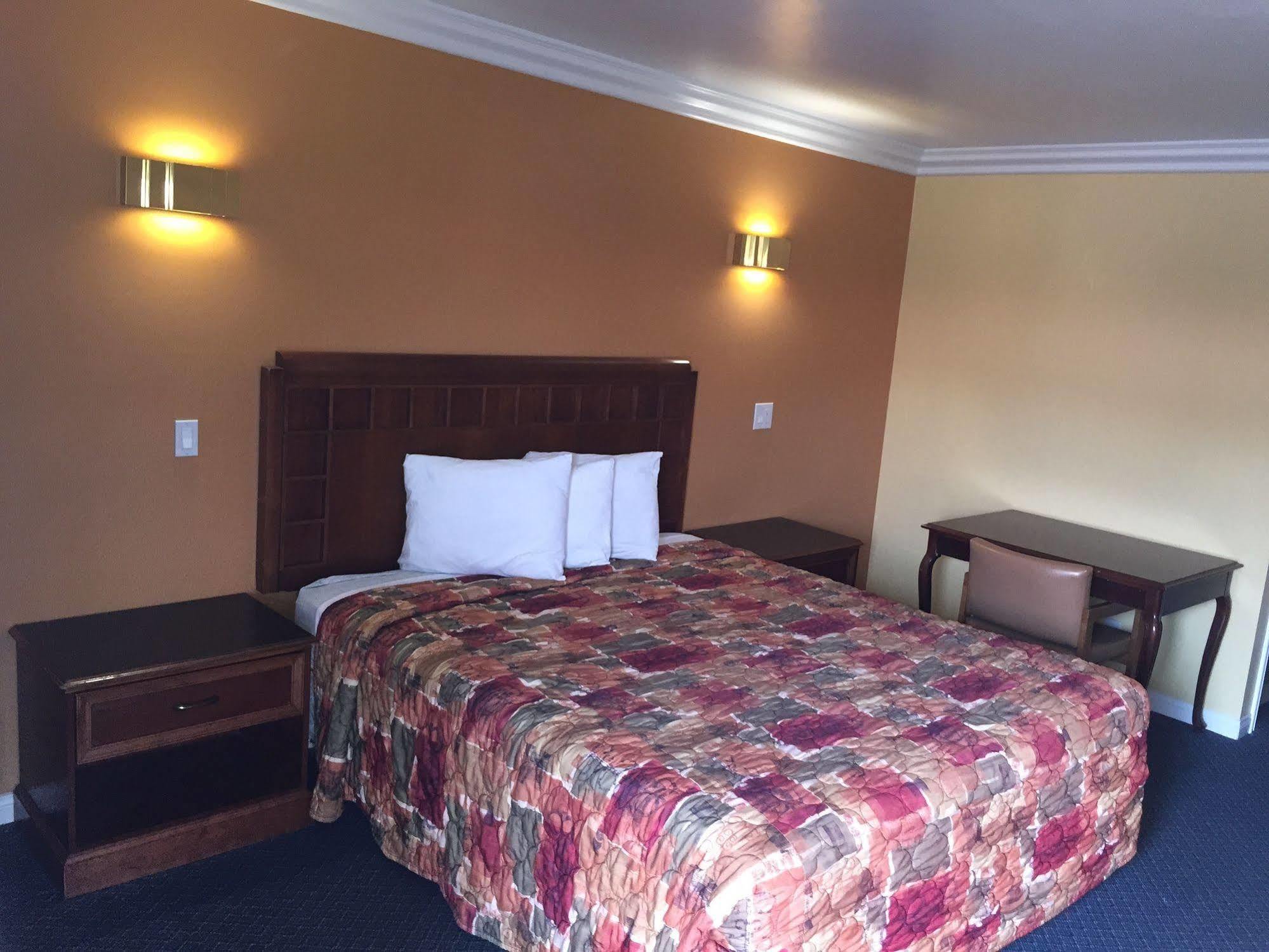 Industry Inn & Suites La Puente Zewnętrze zdjęcie