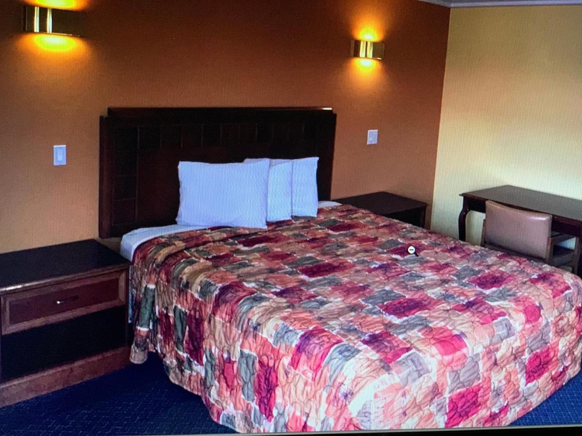 Industry Inn & Suites La Puente Zewnętrze zdjęcie